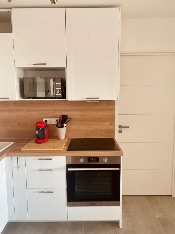 Superbe T2 Neuf, Tout Proche Plage. De 2 A 4 Pers Apartment Folelli Exterior photo